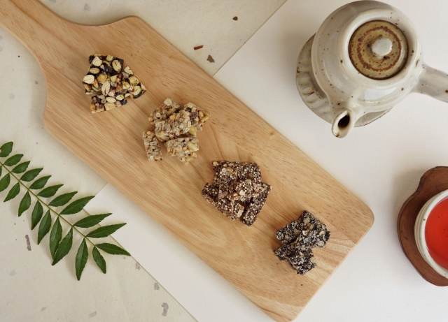 {별땅한과}, {수제강정}, 수제한과, 한과선물세트, 들깨강정, 검은콩강정, 검은깨강정, 검은깨귀리강정, 보리강정, 현미강정, 오란다, 잣강정, 율무강정, 볶음검은콩, 볶은율무, 볶음보리, 강정답례푼, 견과류답례품, 견과답례품